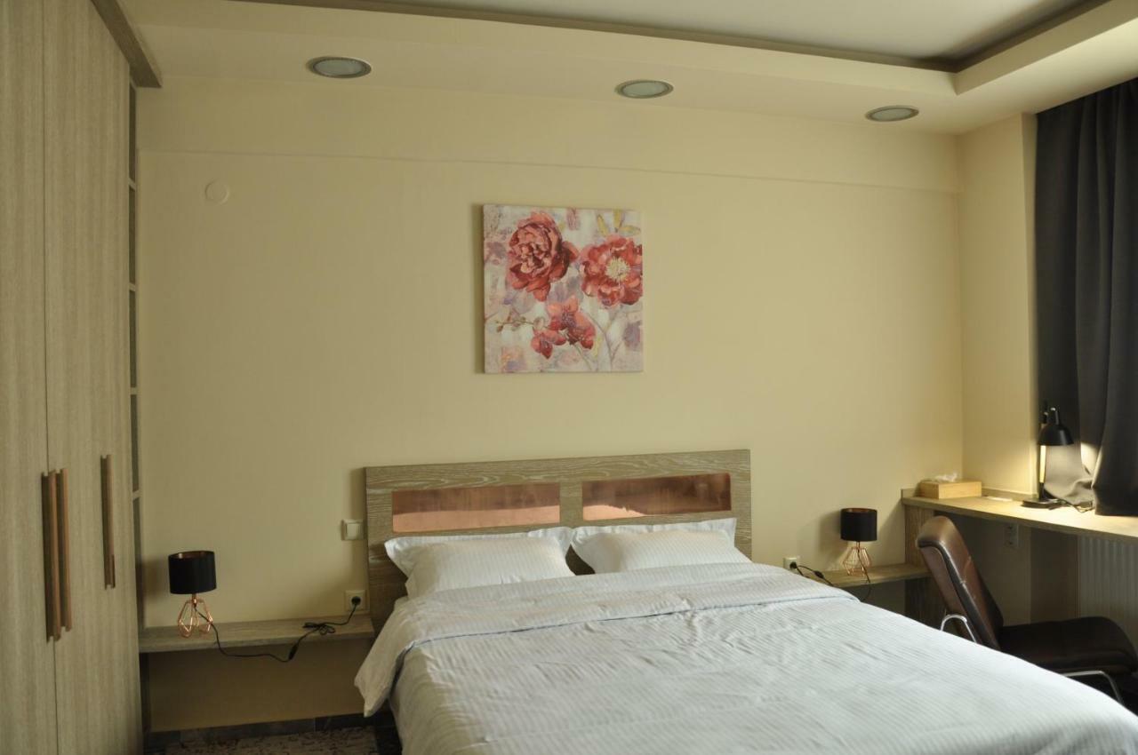 Agias Sofias Street Luxurious Studio Thessaloniki Exterior foto